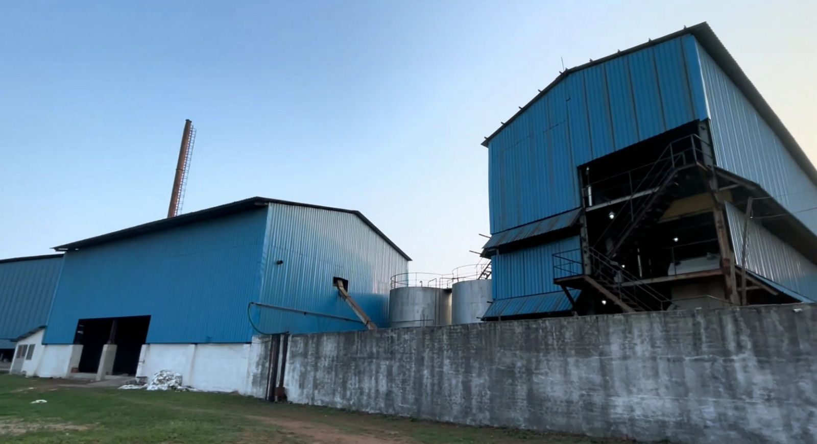 ydfvdvkq_wamidHBgMOTE5NjYxOTYyNTUwFQIAEhgUM0E0MTY1ODU0RUFFNDA1ODI0MjUA